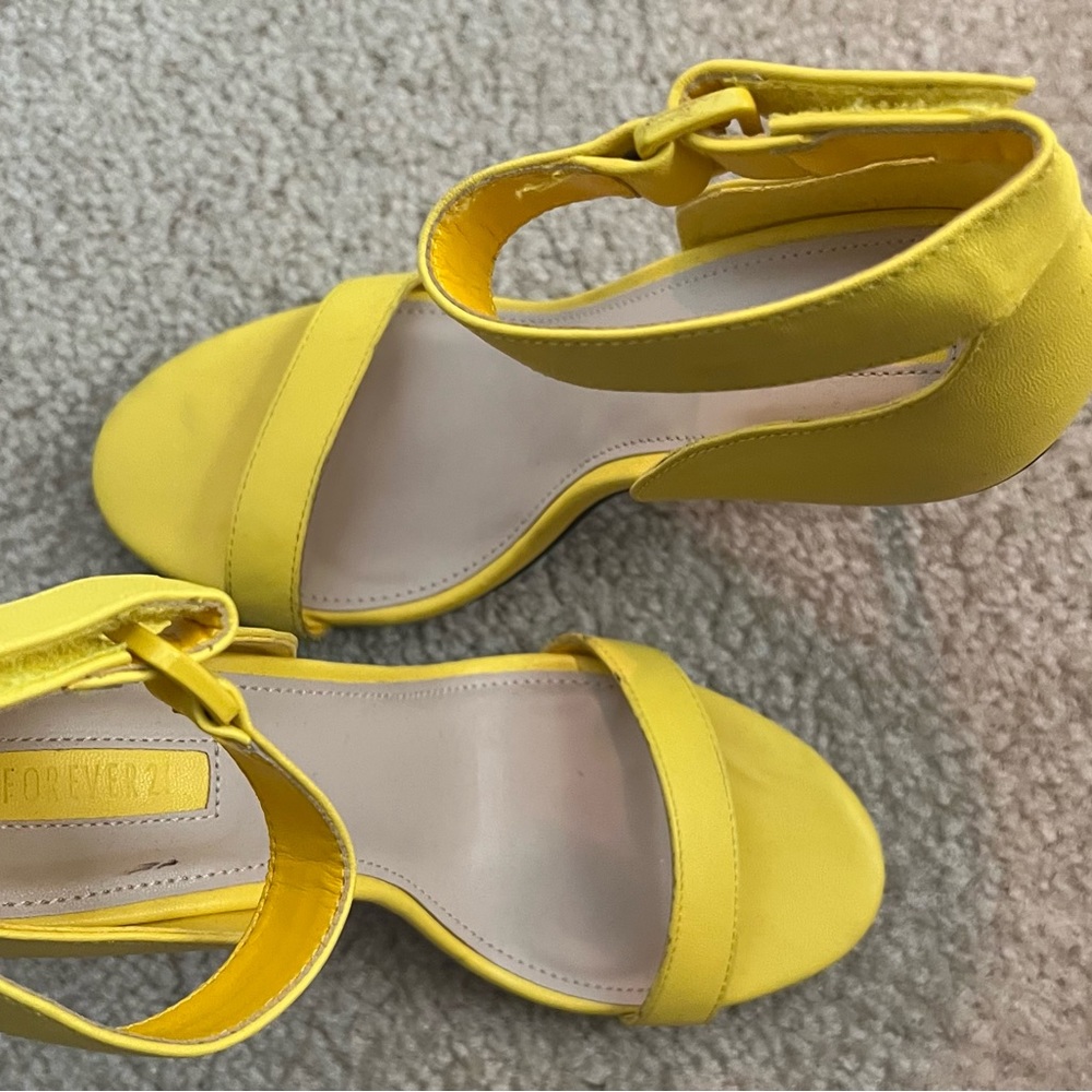 Yellow Heel